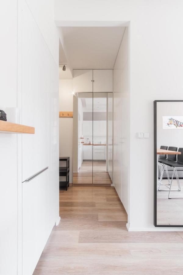 Days - Minimalist Flat - Trendy Karlin * Praga