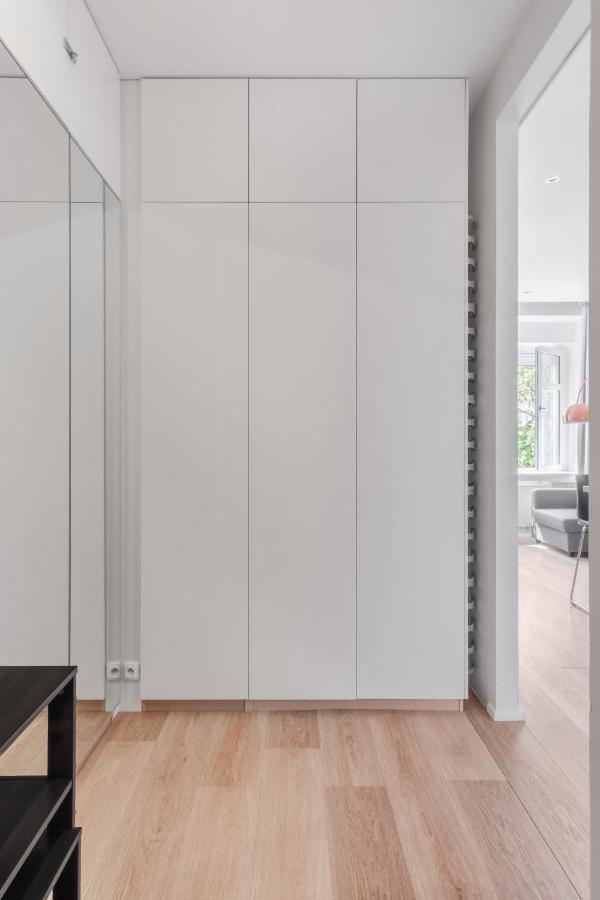 Days - Minimalist Flat - Trendy Karlin * Praga
